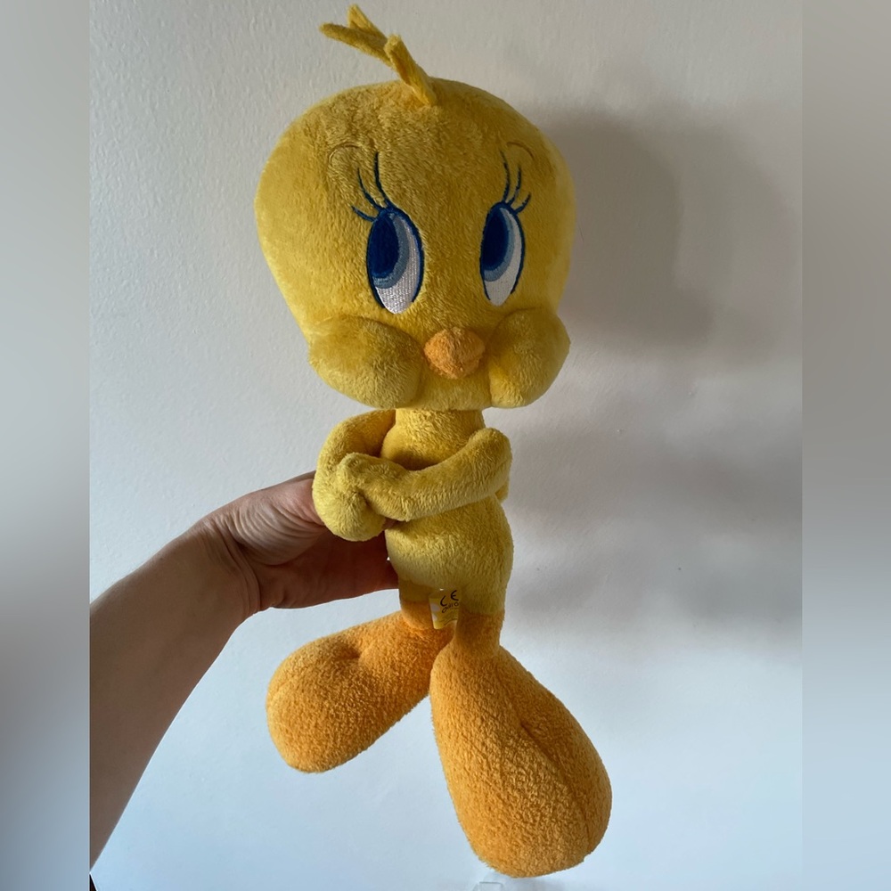 Vintage Famosa Warner Bros Tweety Bird Stuffed Animal - Yellow Plush Toy